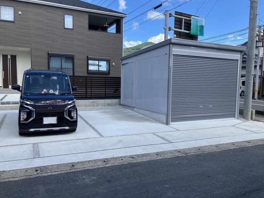 バイクガレージとフェンスを設置しました。｜浜松市の外構・エクステリア専門店 まろうど