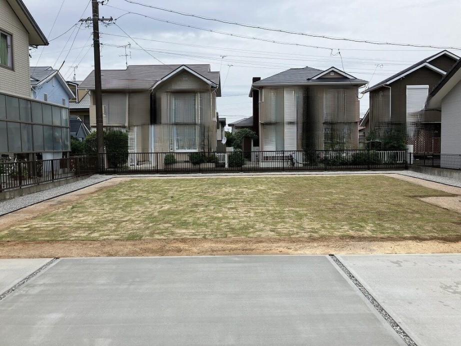 天然芝でワンちゃんファーストのお庭づくり｜浜松市の外構・エクステリア専門店 まろうど